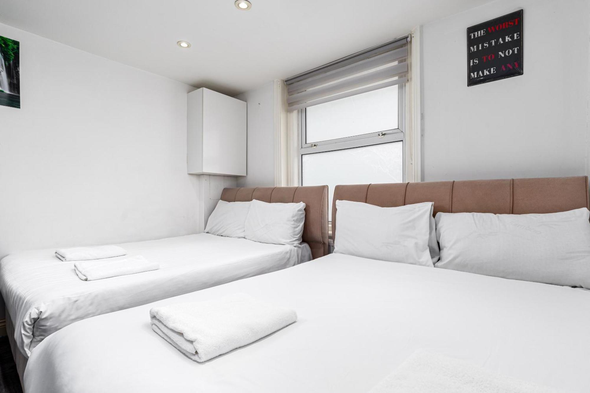 Whitechapel Grand Apartment London Phòng bức ảnh